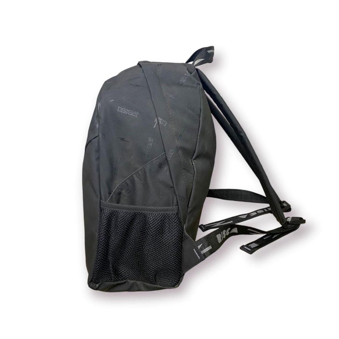 Mochila Risca Básica Unissex-1741097330619